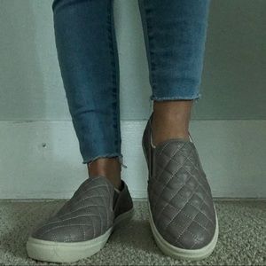 steve madden quilted slip on shoes